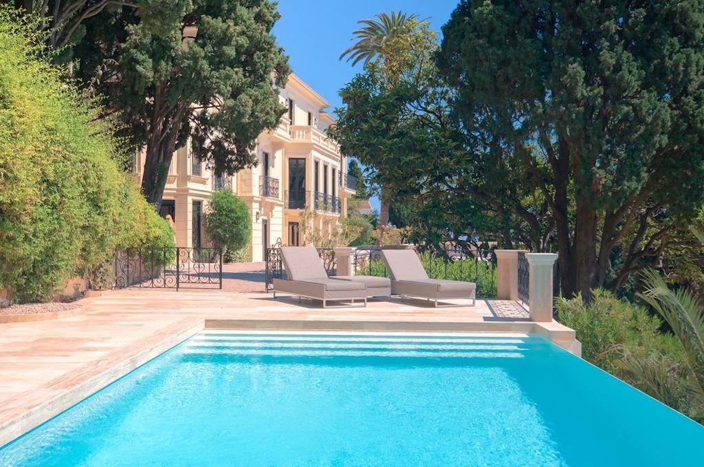 Luxurious Villa Overlooking Monaco โรกบรูน-กัป-มาร์แต็ง ภายนอก รูปภาพ