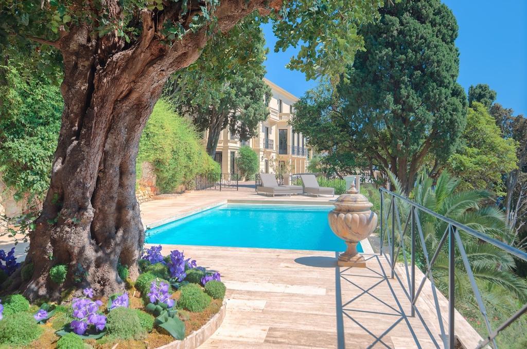 Luxurious Villa Overlooking Monaco โรกบรูน-กัป-มาร์แต็ง ภายนอก รูปภาพ