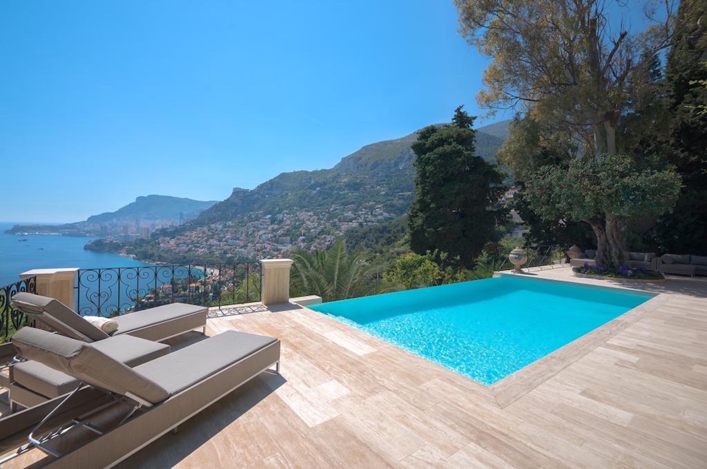 Luxurious Villa Overlooking Monaco โรกบรูน-กัป-มาร์แต็ง ภายนอก รูปภาพ