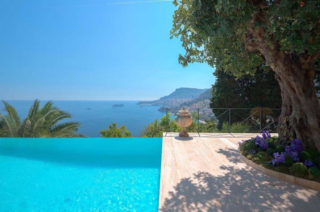 Luxurious Villa Overlooking Monaco โรกบรูน-กัป-มาร์แต็ง ภายนอก รูปภาพ