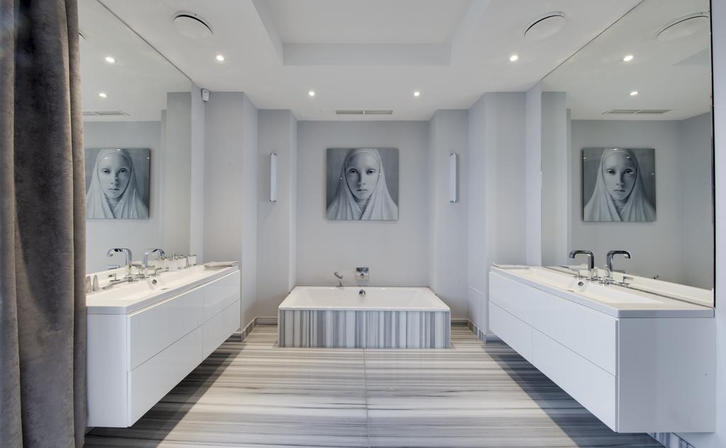 Luxurious Villa Overlooking Monaco โรกบรูน-กัป-มาร์แต็ง ภายนอก รูปภาพ