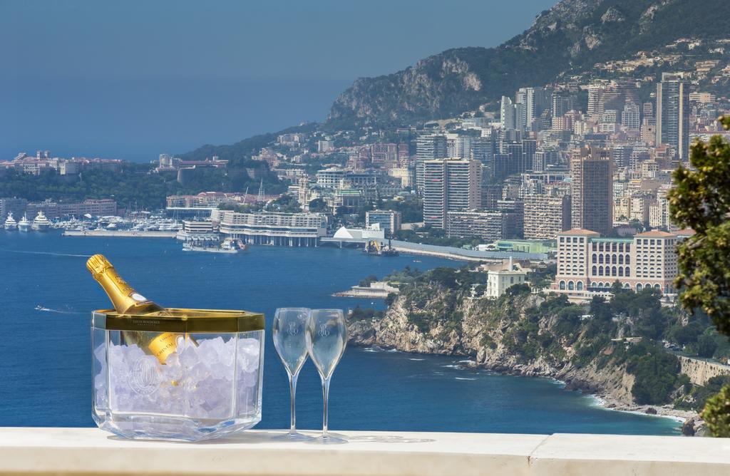 Luxurious Villa Overlooking Monaco โรกบรูน-กัป-มาร์แต็ง ภายนอก รูปภาพ