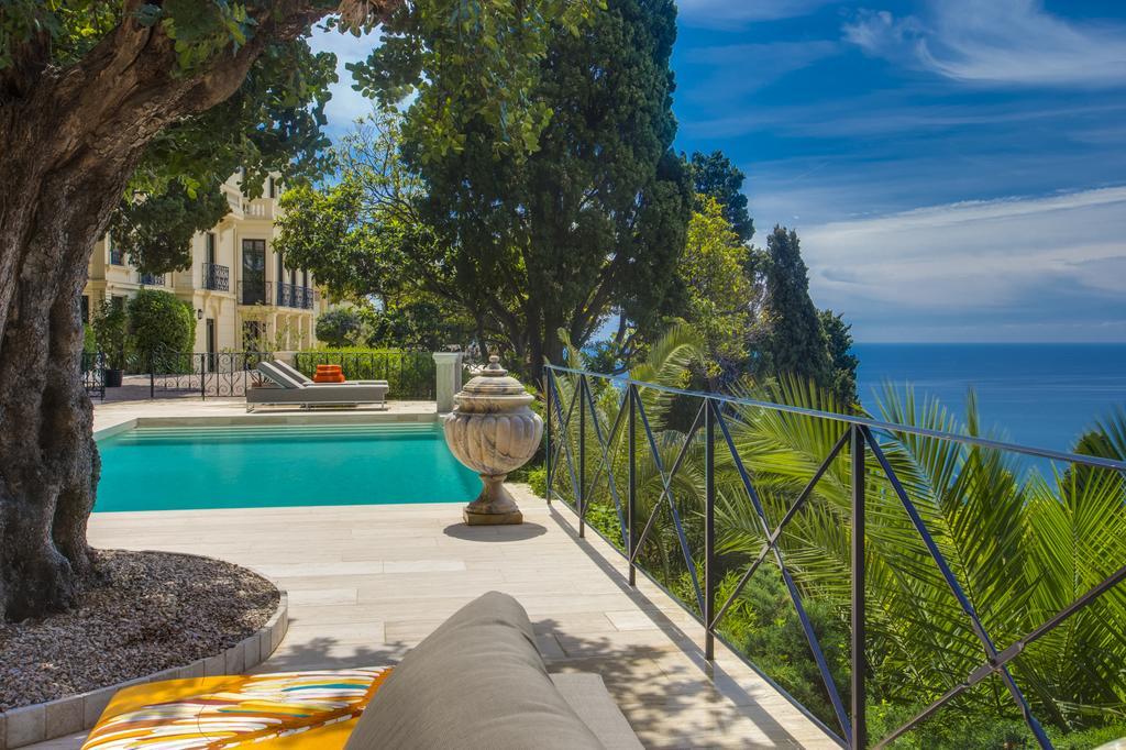 Luxurious Villa Overlooking Monaco โรกบรูน-กัป-มาร์แต็ง ภายนอก รูปภาพ