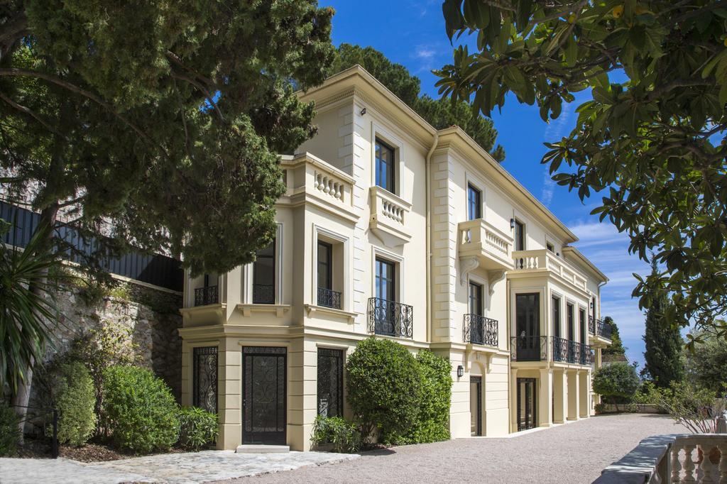 Luxurious Villa Overlooking Monaco โรกบรูน-กัป-มาร์แต็ง ภายนอก รูปภาพ